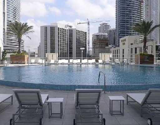 55 SE 6th St #4103, Miami FL 33131