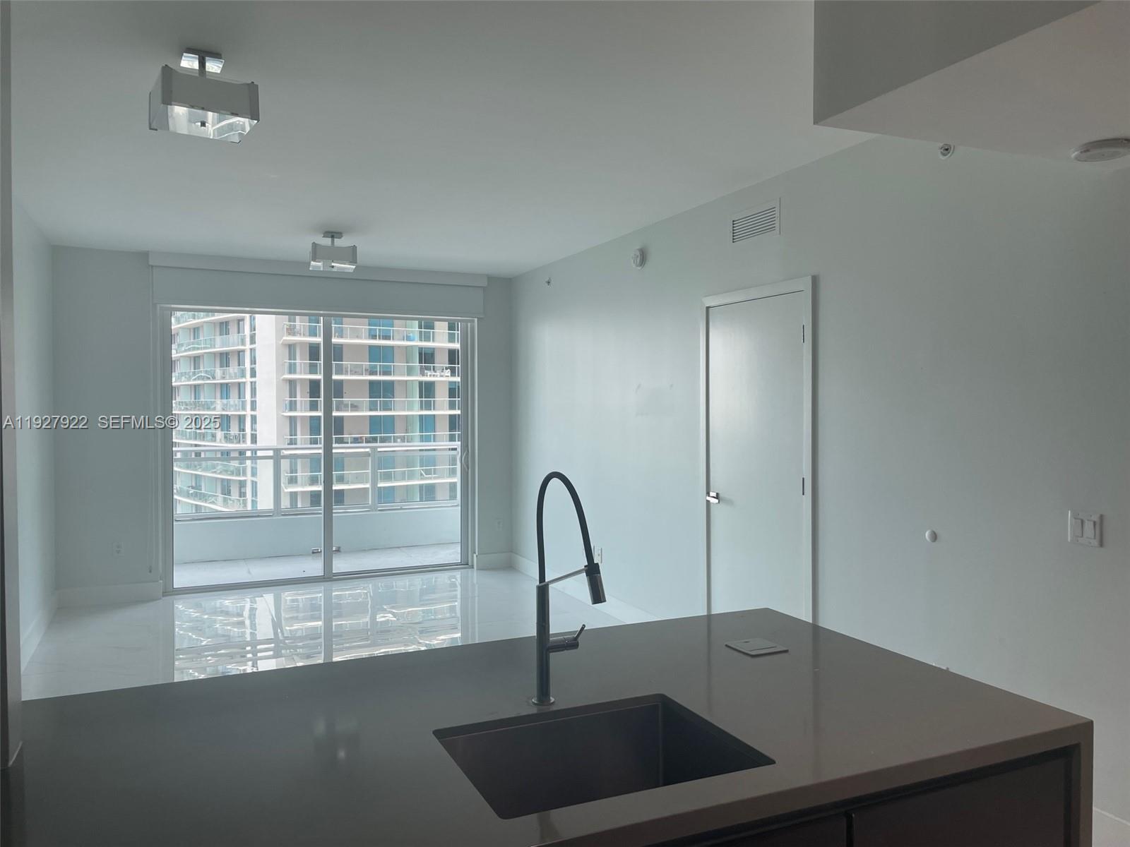 1080 Brickell Ave #1607, Miami FL 33131