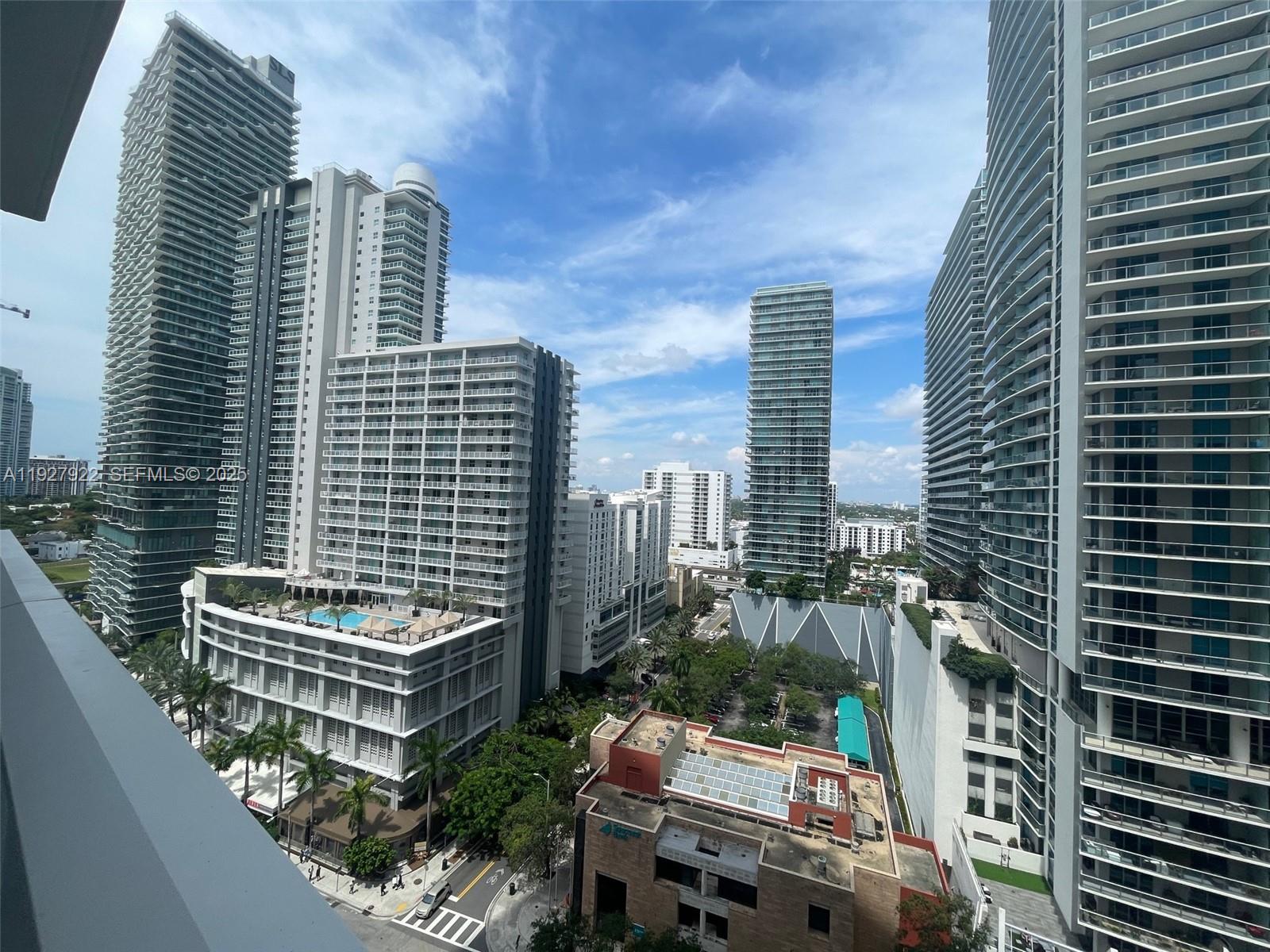 1080 Brickell Ave #1607, Miami FL 33131