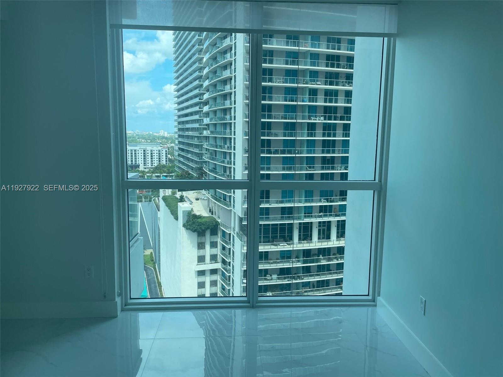 1080 Brickell Ave #1607, Miami FL 33131