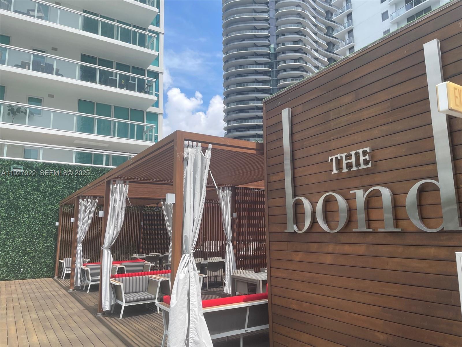 1080 Brickell Ave #1607, Miami FL 33131