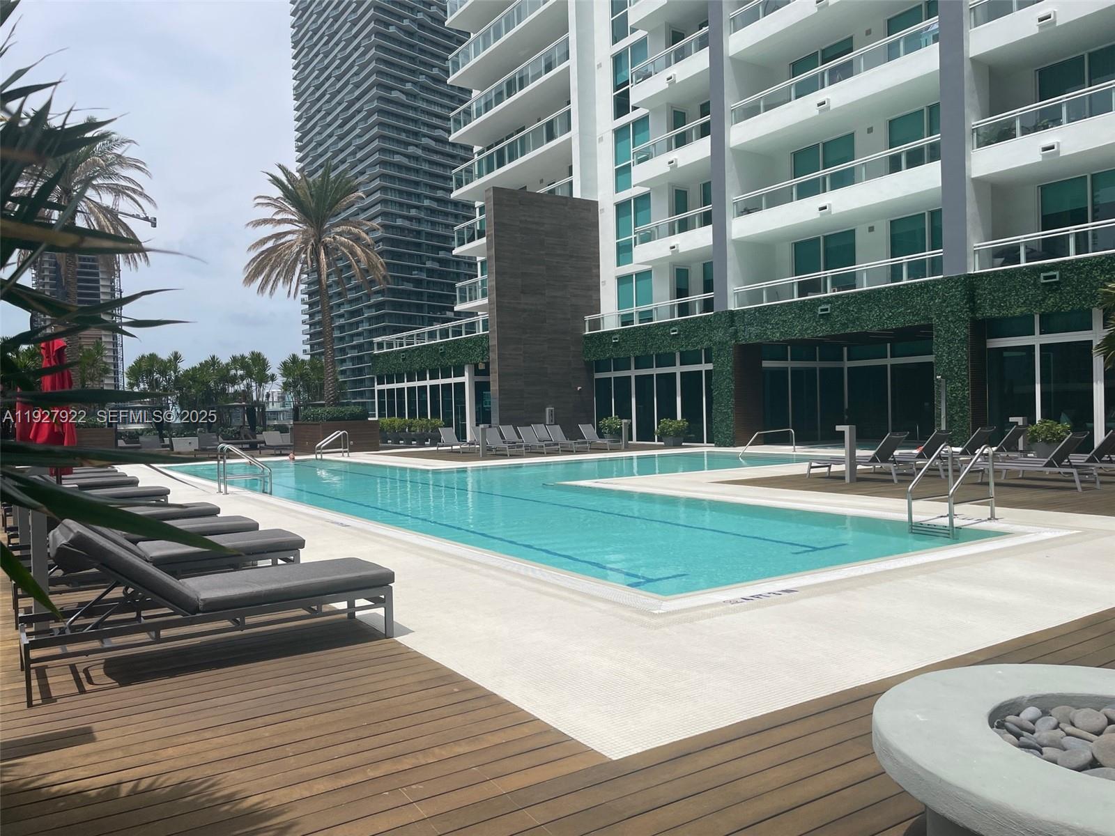 1080 Brickell Ave #1607, Miami FL 33131