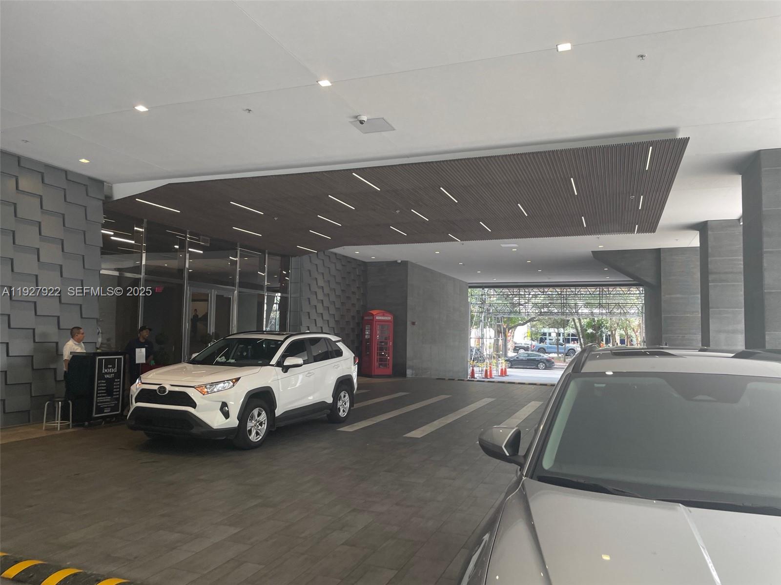 1080 Brickell Ave #1607, Miami FL 33131