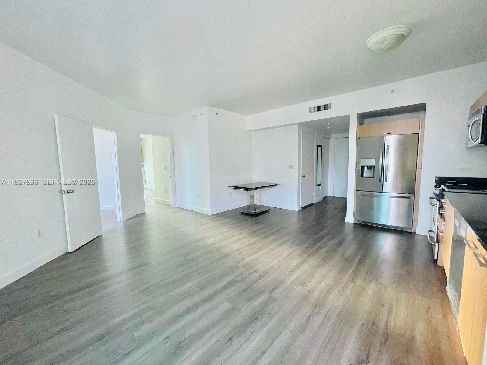 350 S Miami Ave #2814, Miami FL 33130