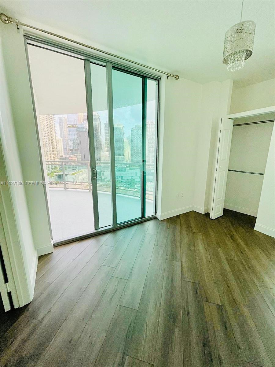 350 S Miami Ave #2814, Miami FL 33130