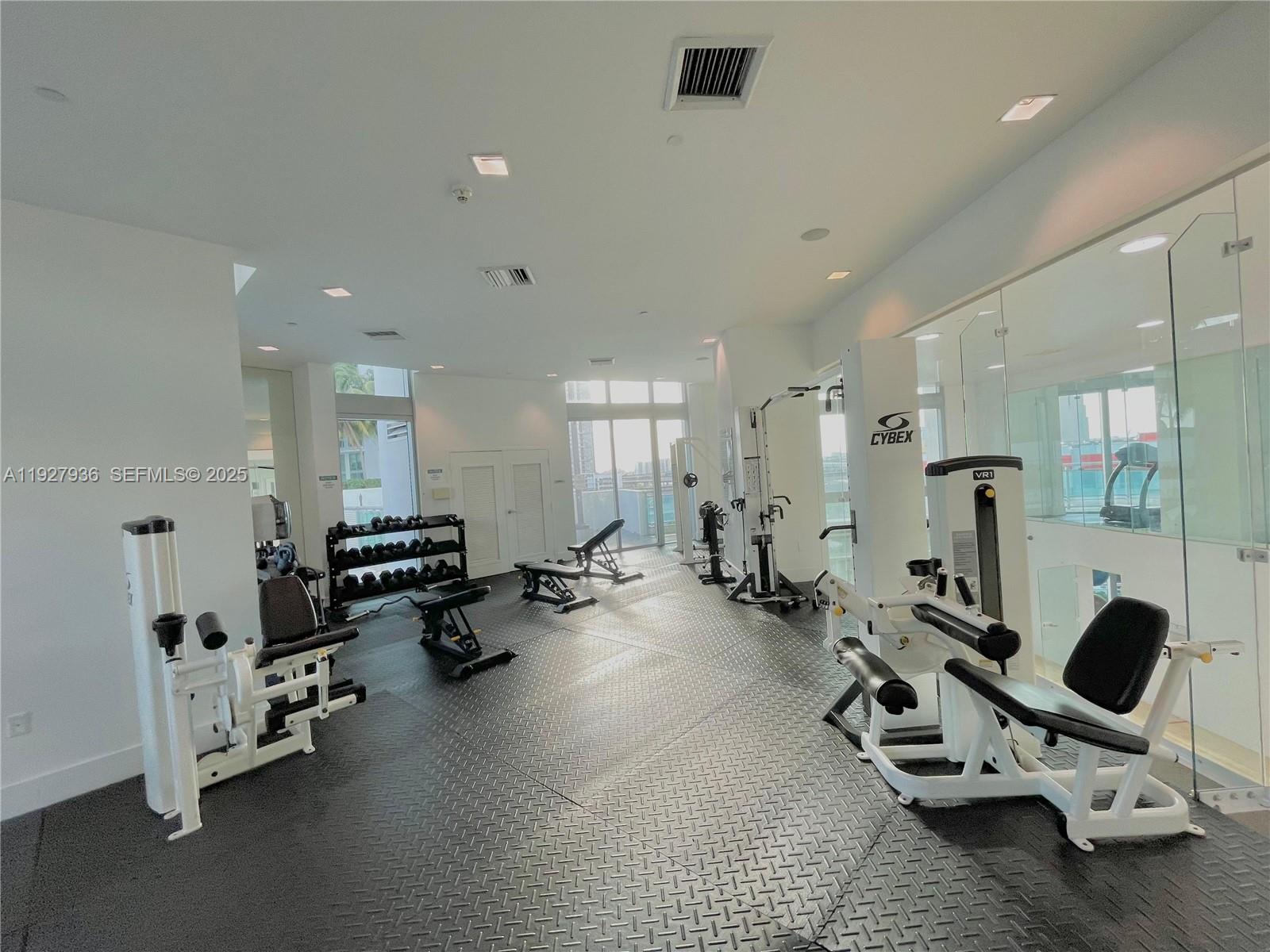 350 S Miami Ave #2814, Miami FL 33130