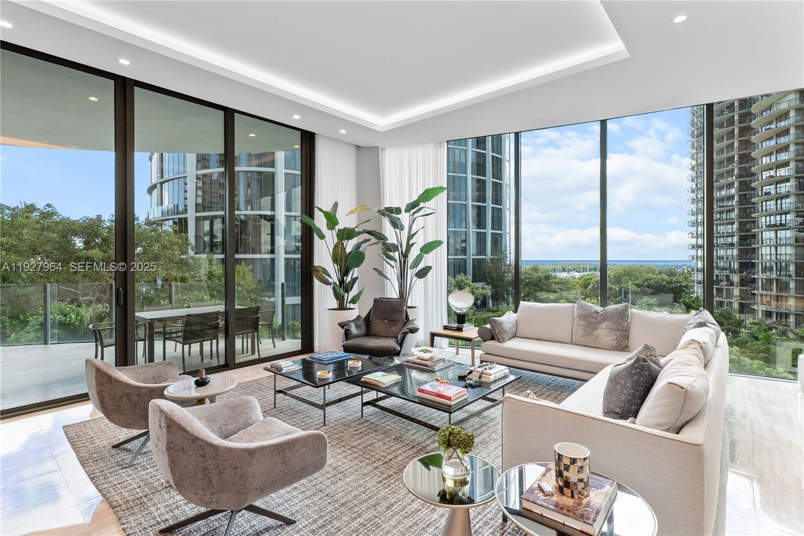 2821 S Bayshore Dr #5A, Miami FL 33133