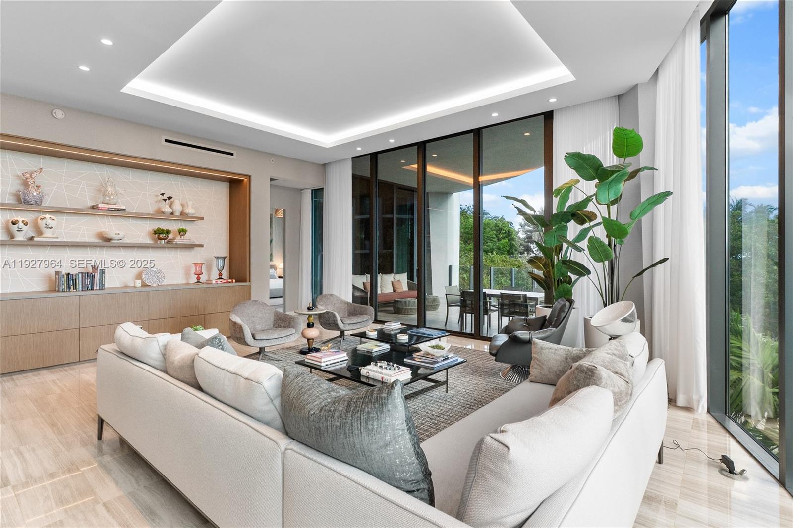 2821 S Bayshore Dr #5A, Miami FL 33133