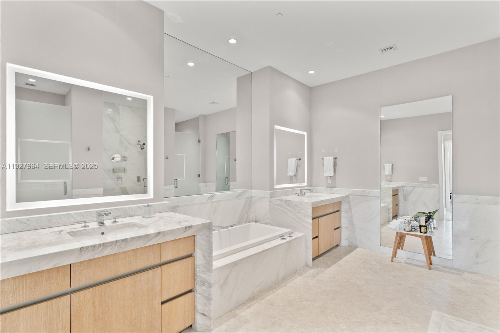 2821 S Bayshore Dr #5A, Miami FL 33133