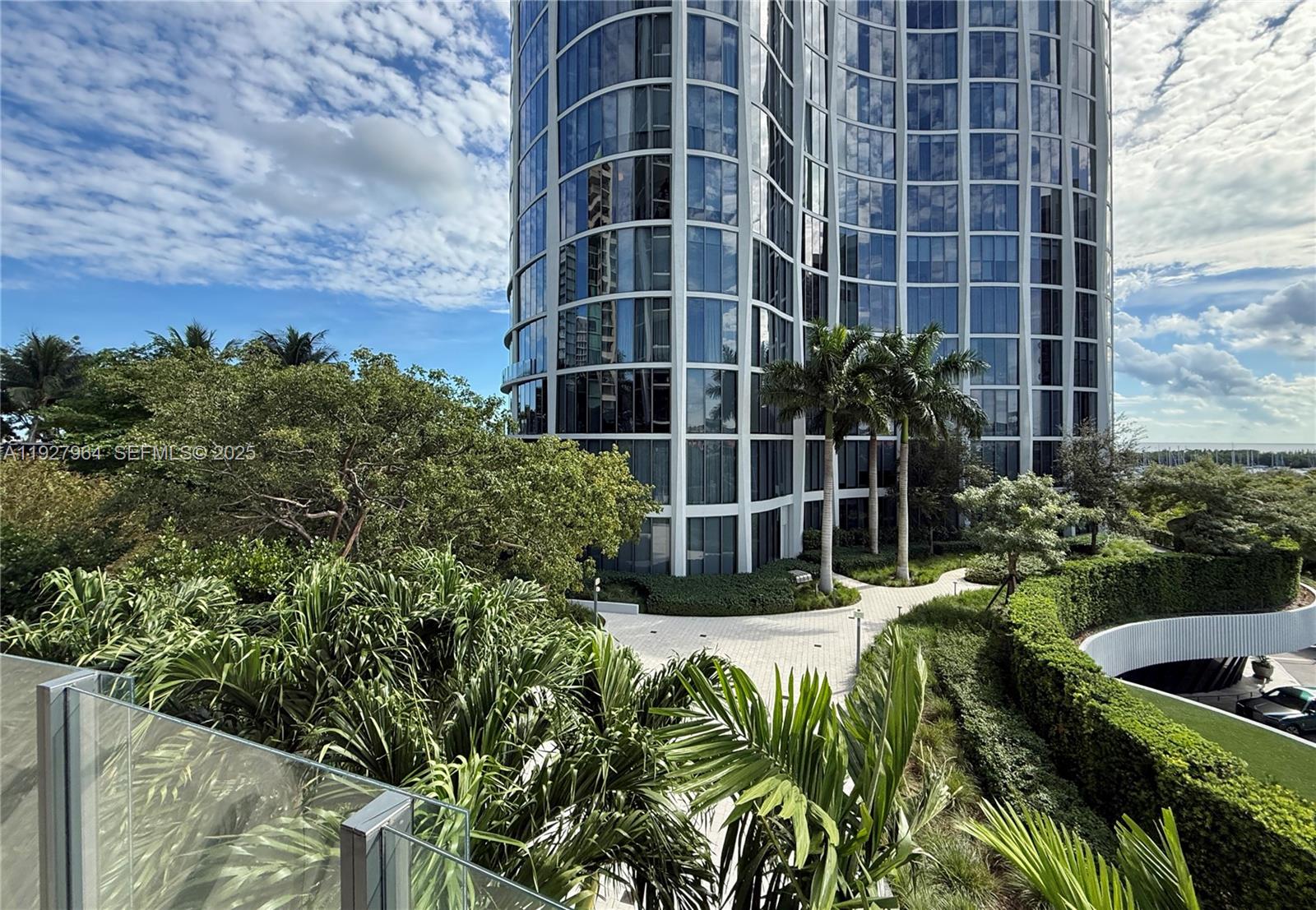 2821 S Bayshore Dr #5A, Miami FL 33133