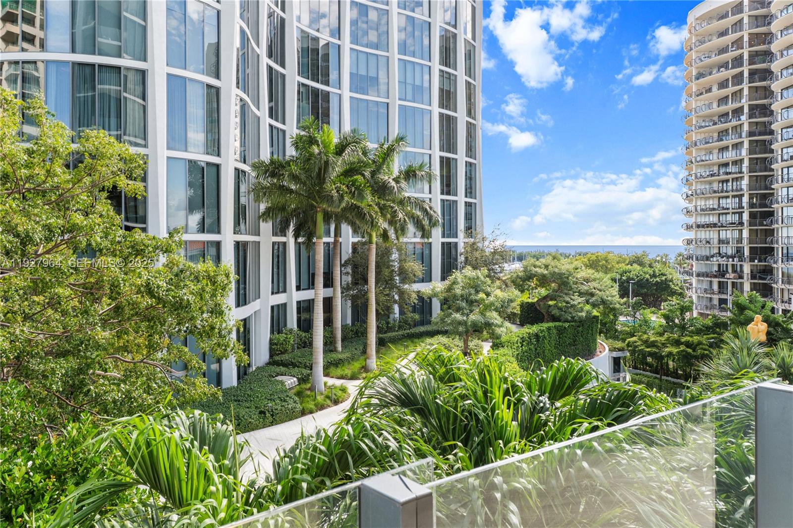2821 S Bayshore Dr #5A, Miami FL 33133