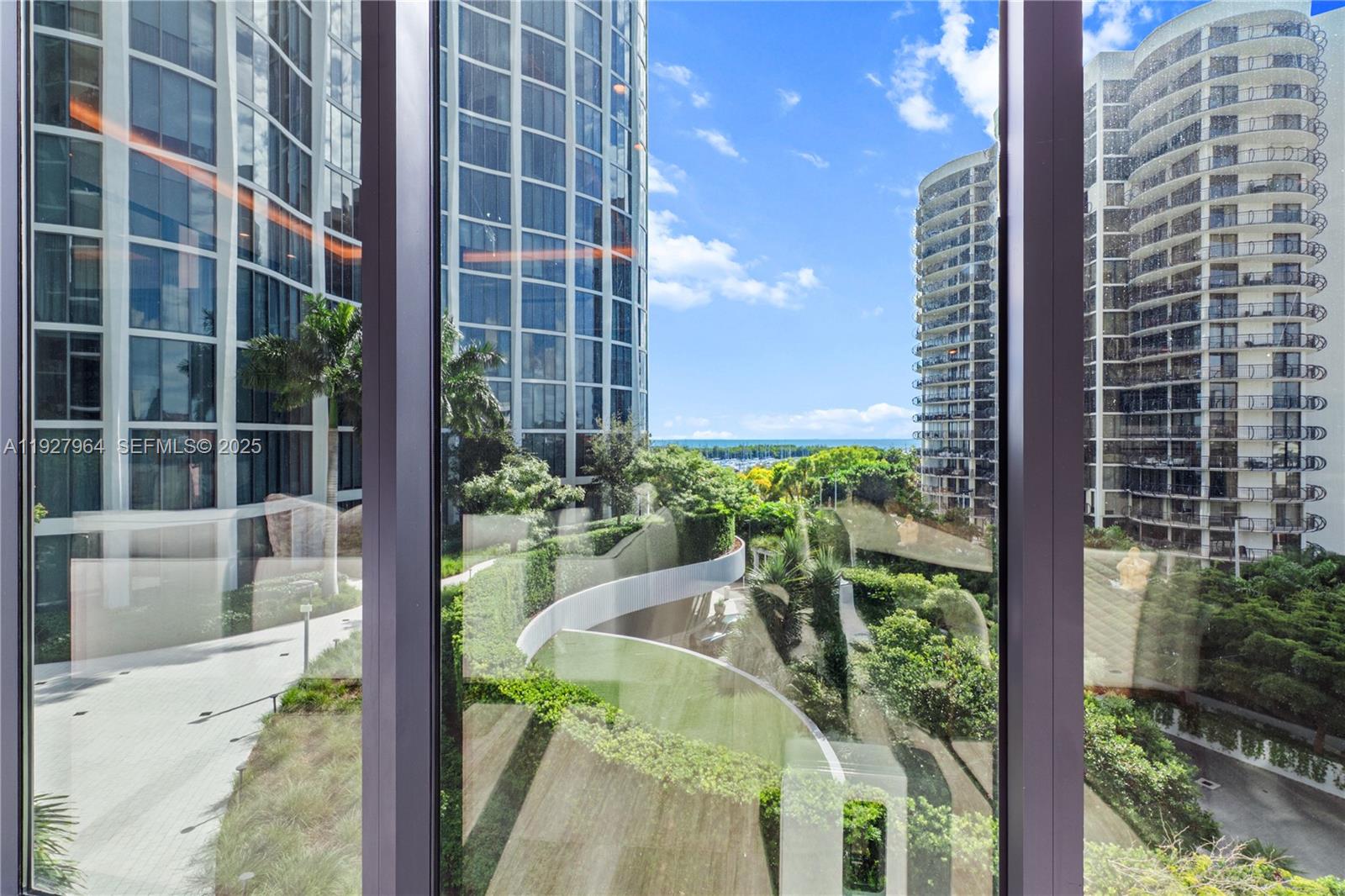 2821 S Bayshore Dr #5A, Miami FL 33133