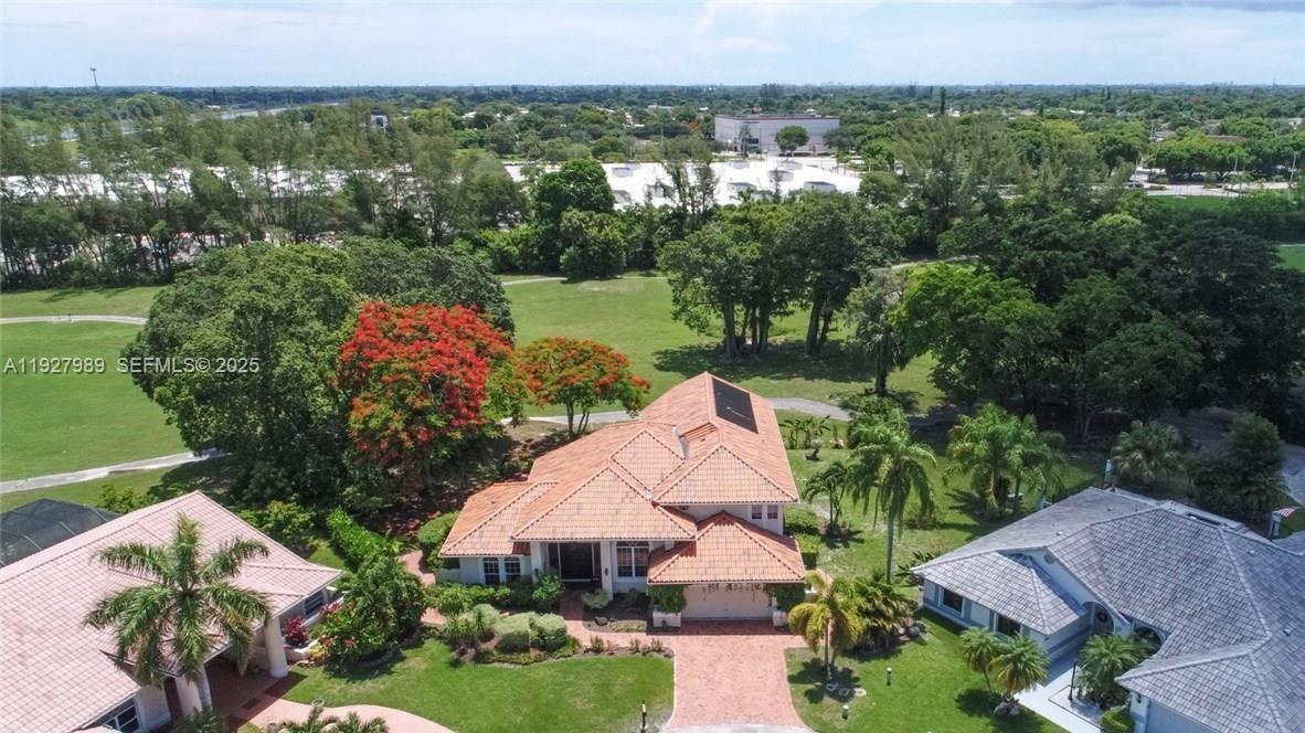 7820 NW 83rd St, Tamarac FL 33321