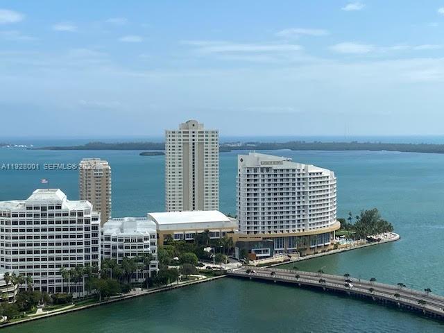 500 BRICKELL AV #3004, Miami FL 33131
