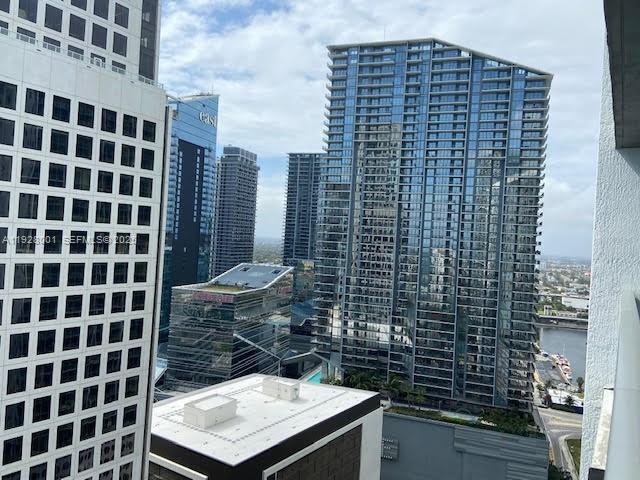 500 BRICKELL AV #3004, Miami FL 33131