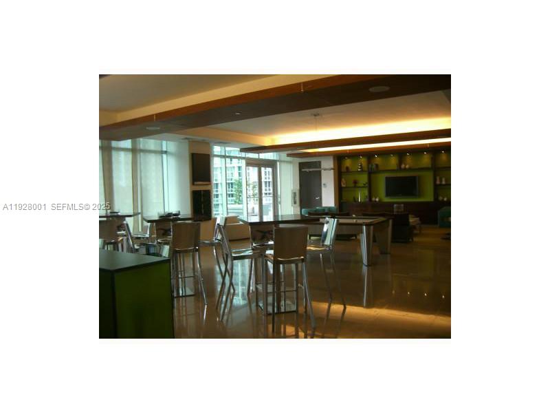 500 BRICKELL AV #3004, Miami FL 33131
