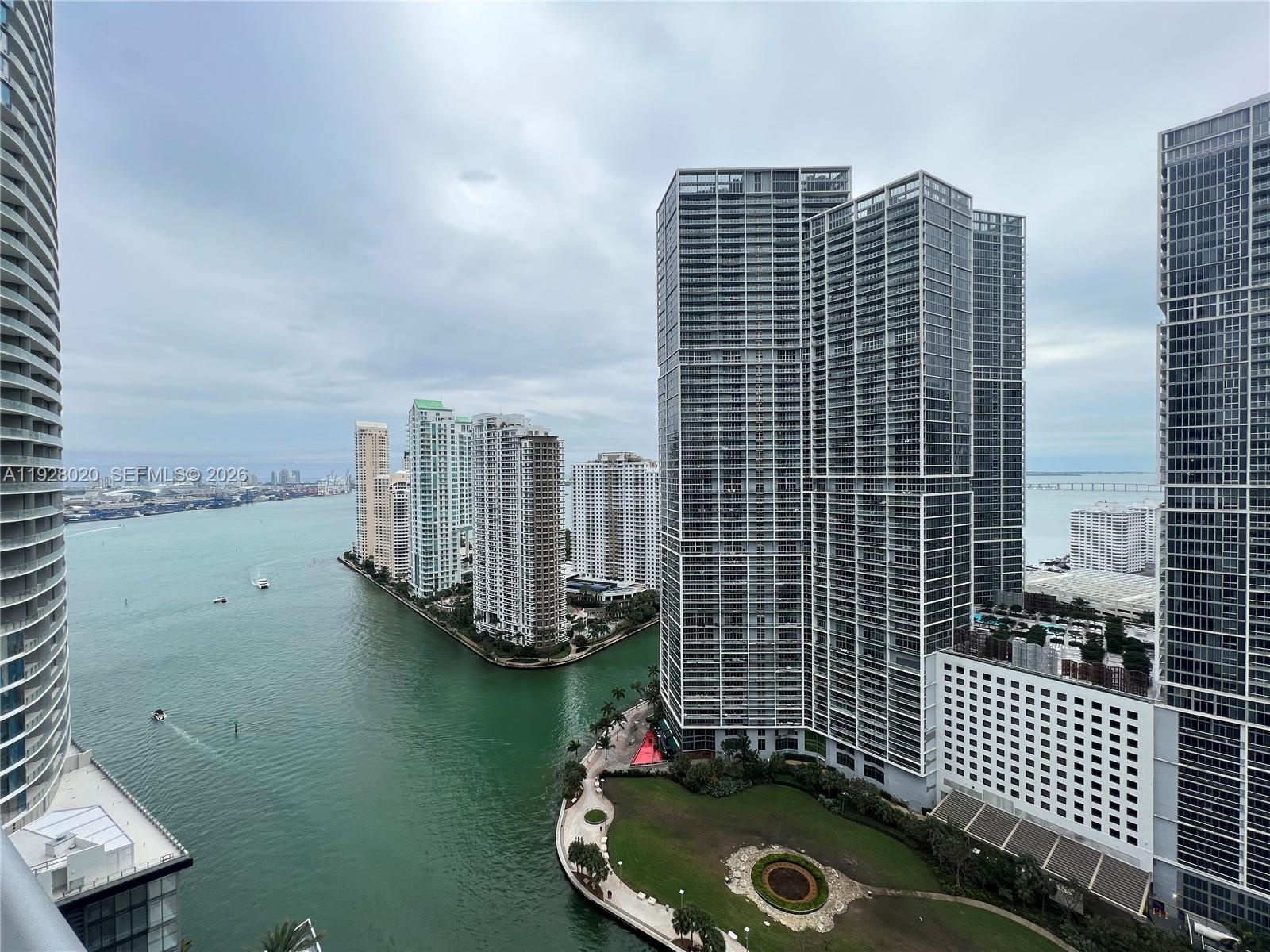 200 Biscayne Boulevard Way #3106, Miami FL 33131