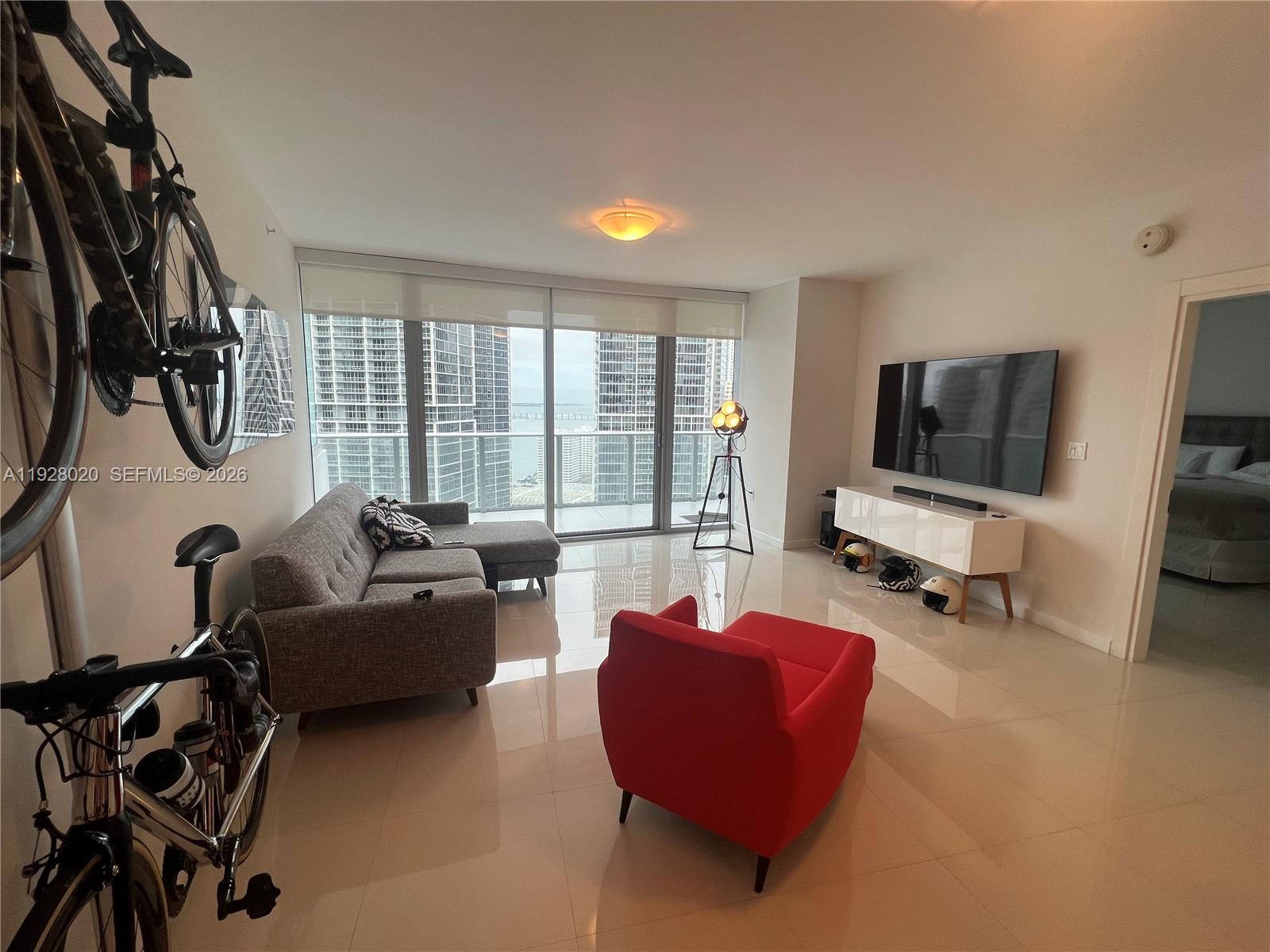 200 Biscayne Boulevard Way #3106, Miami FL 33131