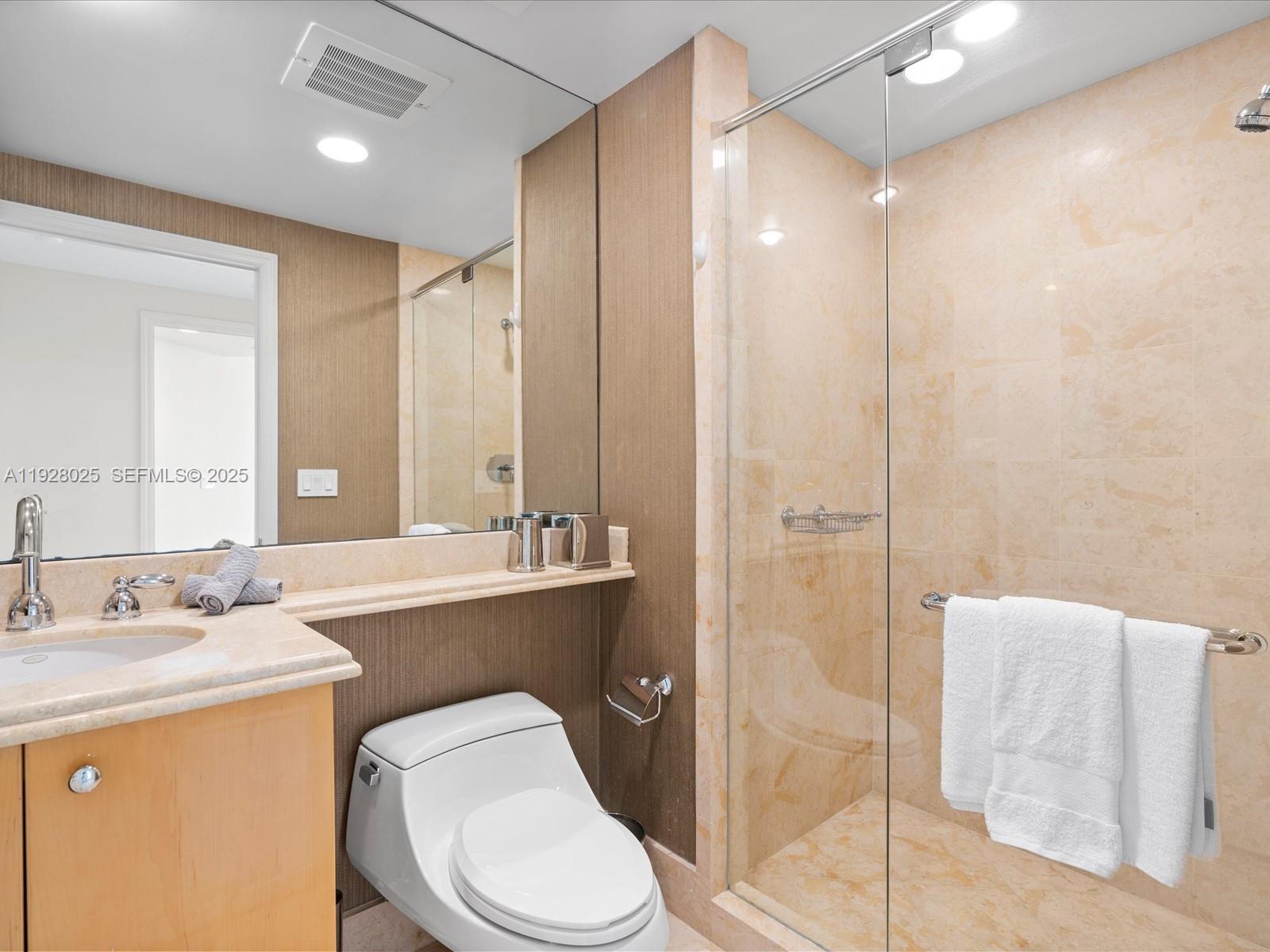 17875 Collins Ave #3303, Sunny Isles Beach FL 33160