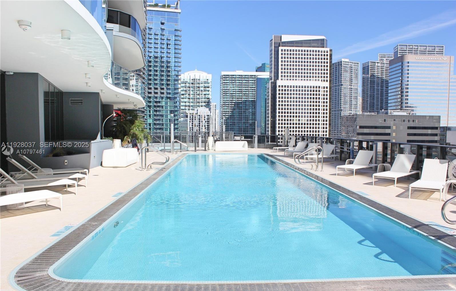1000 Brickell Plz #1811, Miami FL 33131