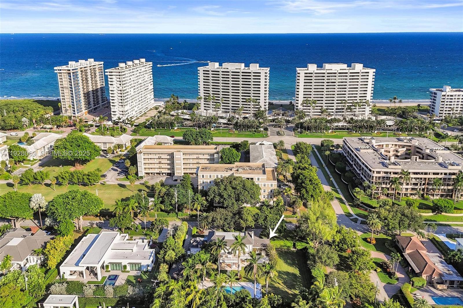 1281 Banyan Rd, Boca Raton FL 33432