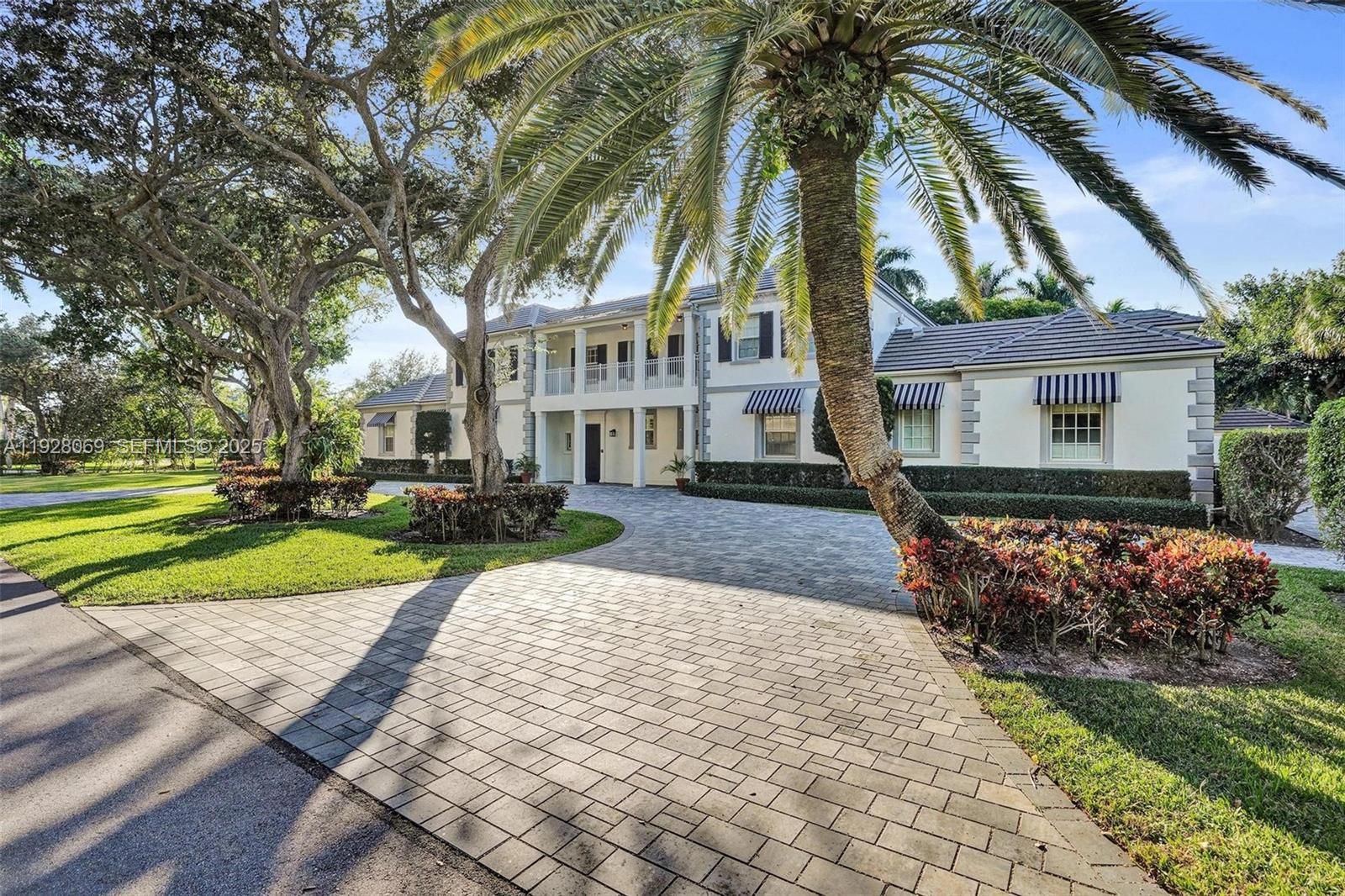1281 Banyan Rd, Boca Raton FL 33432