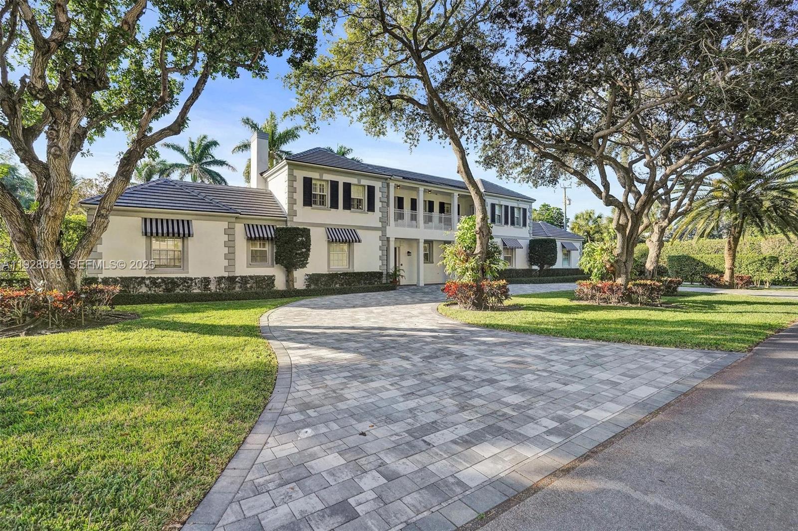 1281 Banyan Rd, Boca Raton FL 33432