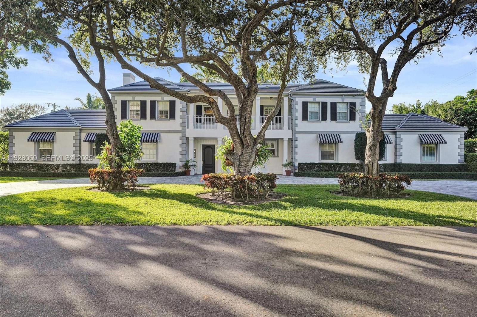 1281 Banyan Rd, Boca Raton FL 33432