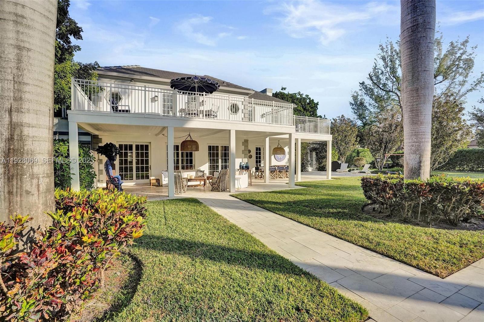 1281 Banyan Rd, Boca Raton FL 33432
