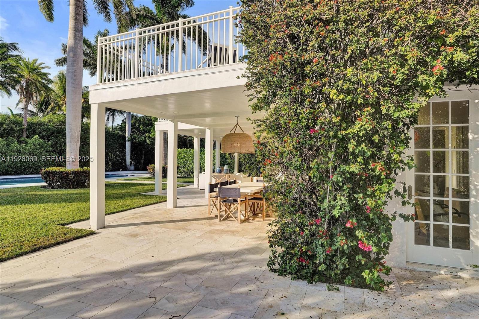 1281 Banyan Rd, Boca Raton FL 33432