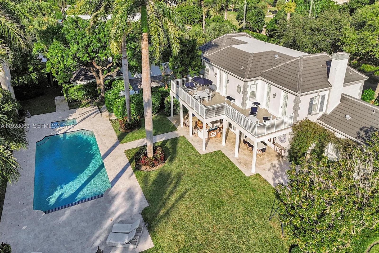1281 Banyan Rd, Boca Raton FL 33432