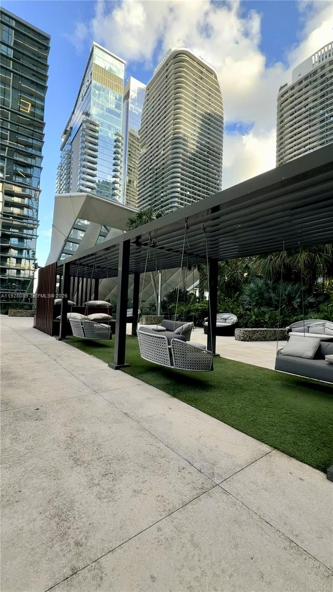 88 SW 7th St #3906, Miami FL 33130