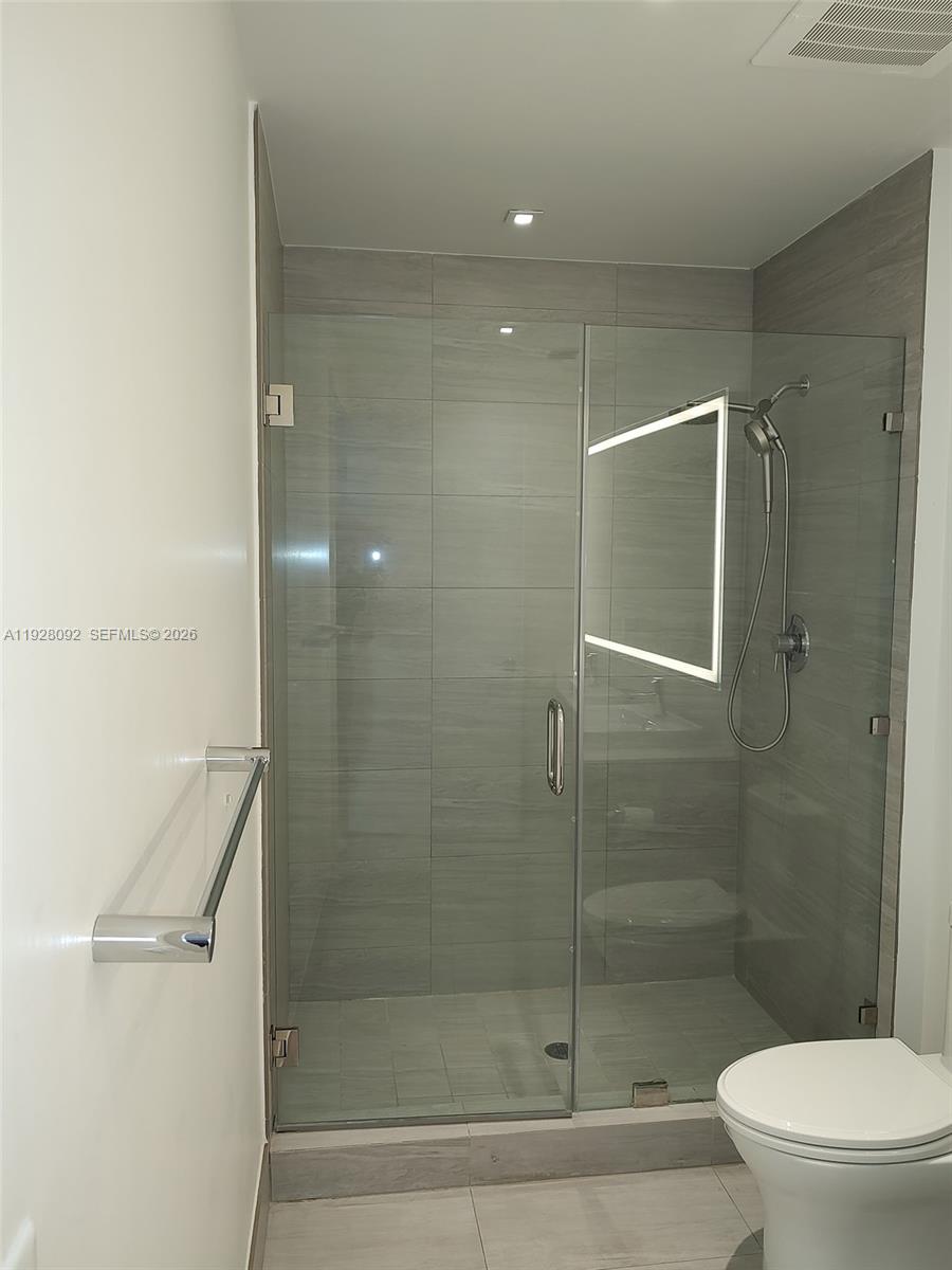 2960 NE 207th St #607, Aventura FL 33180