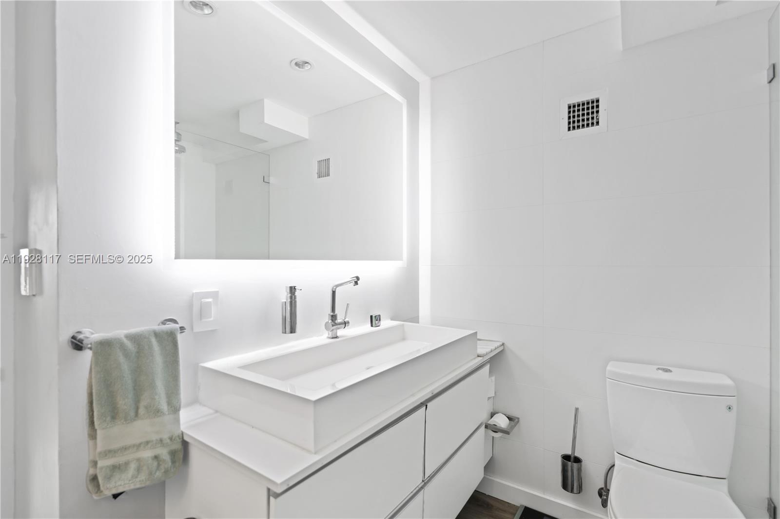 1200 West Ave #615, Miami Beach FL 33139