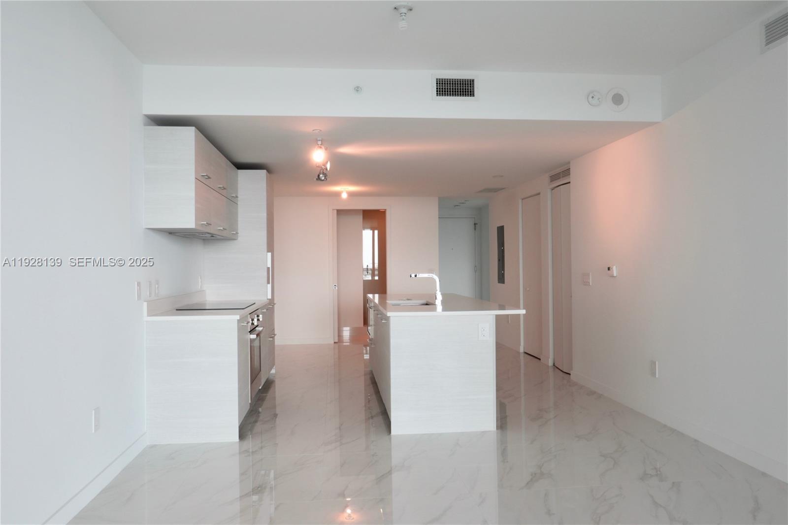 650 NE 32 #1703, Miami FL 33137