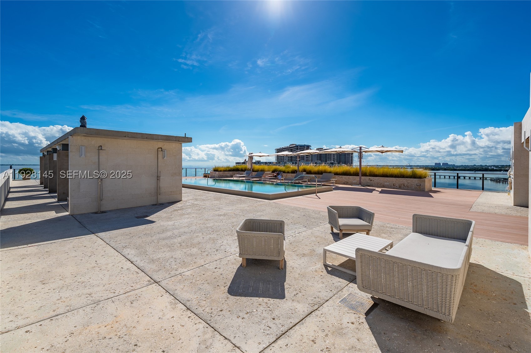 3581 E Glencoe St #403, Miami FL 33133
