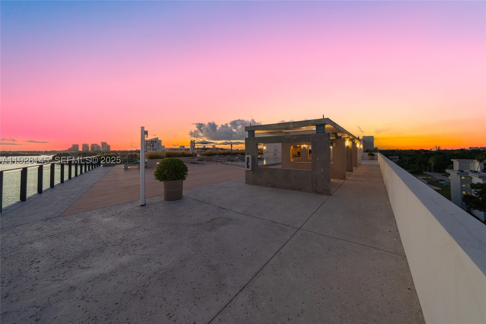 3581 E Glencoe St #403, Miami FL 33133