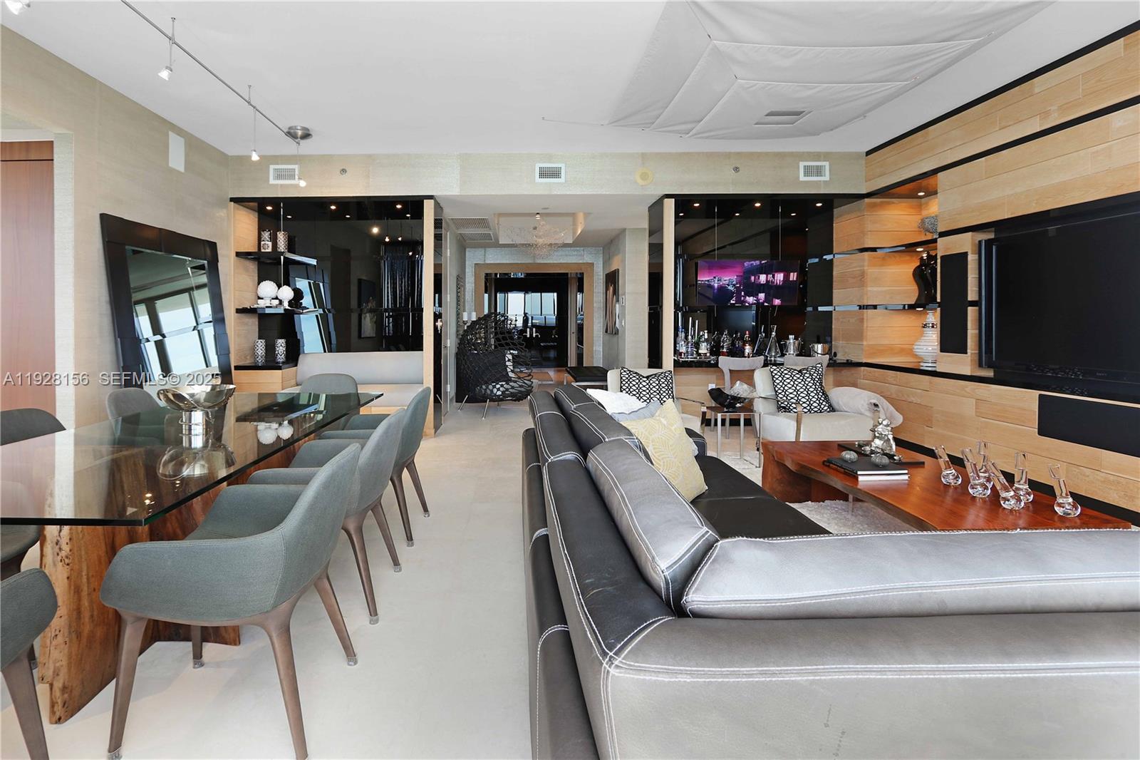 15901 Collins Ave #1101, Sunny Isles Beach FL 33160
