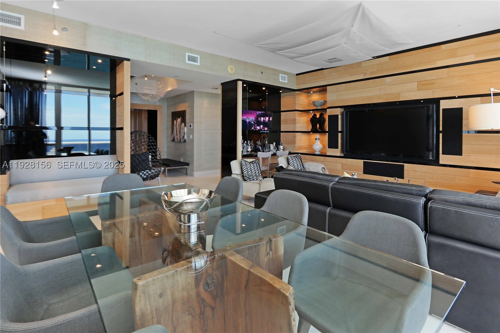 15901 Collins Ave #1101, Sunny Isles Beach FL 33160