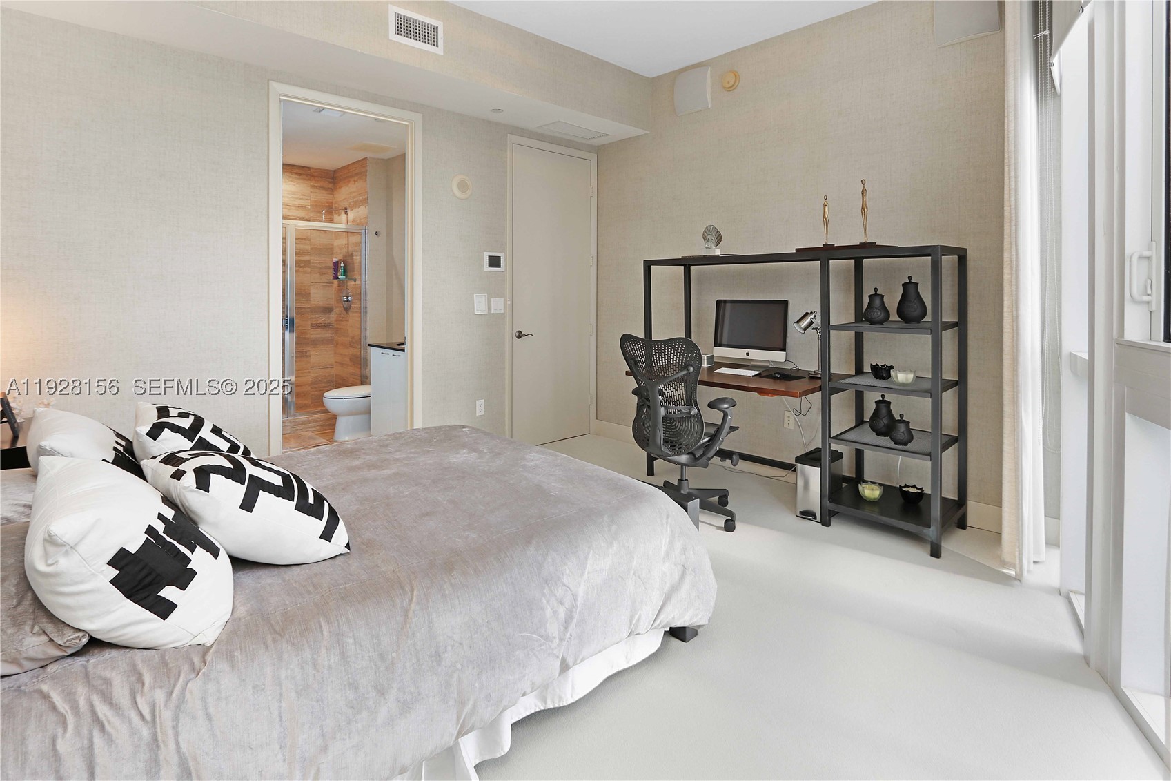 15901 Collins Ave #1101, Sunny Isles Beach FL 33160