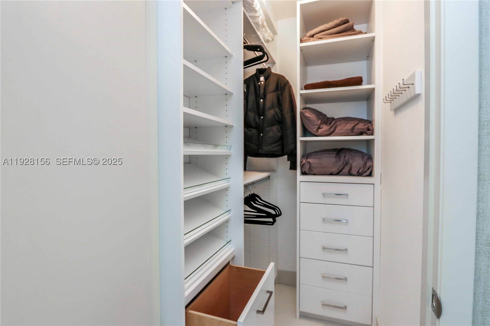 15901 Collins Ave #1101, Sunny Isles Beach FL 33160