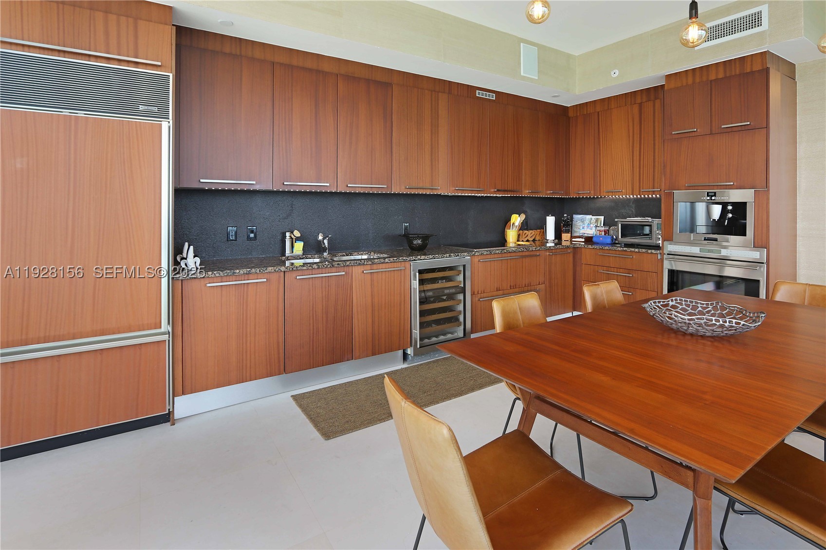 15901 Collins Ave #1101, Sunny Isles Beach FL 33160