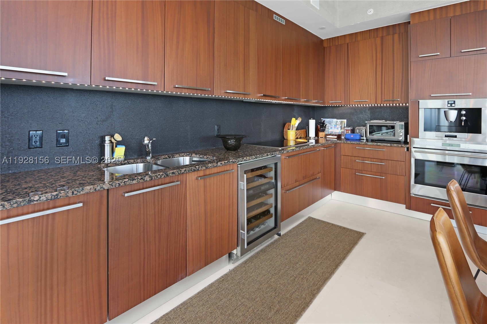 15901 Collins Ave #1101, Sunny Isles Beach FL 33160