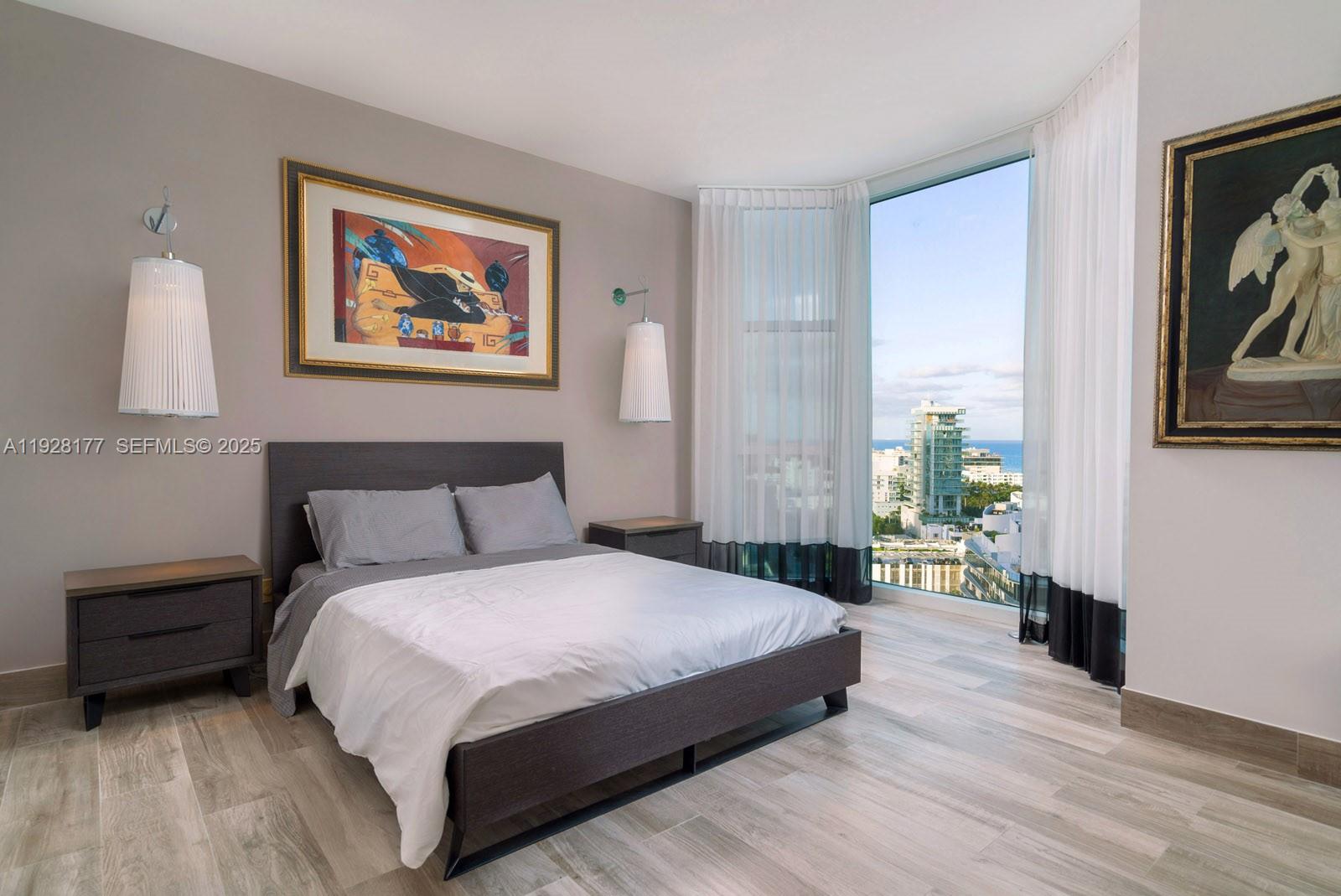 300 S Pointe Dr #1701, Miami Beach FL 33139