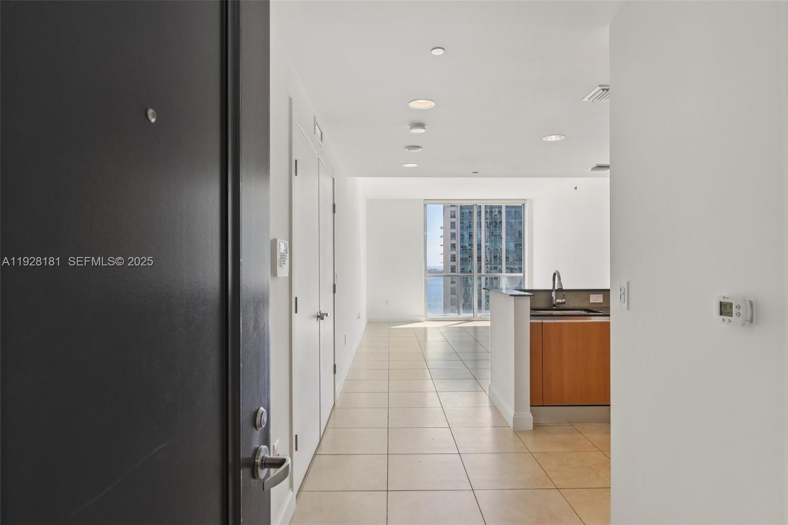 1060 Brickell Ave #2607, Miami FL 33131