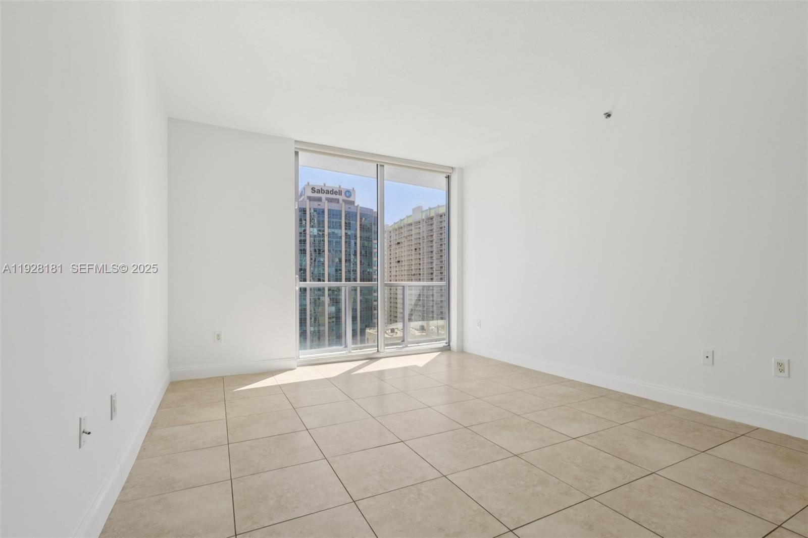 1060 Brickell Ave #2607, Miami FL 33131
