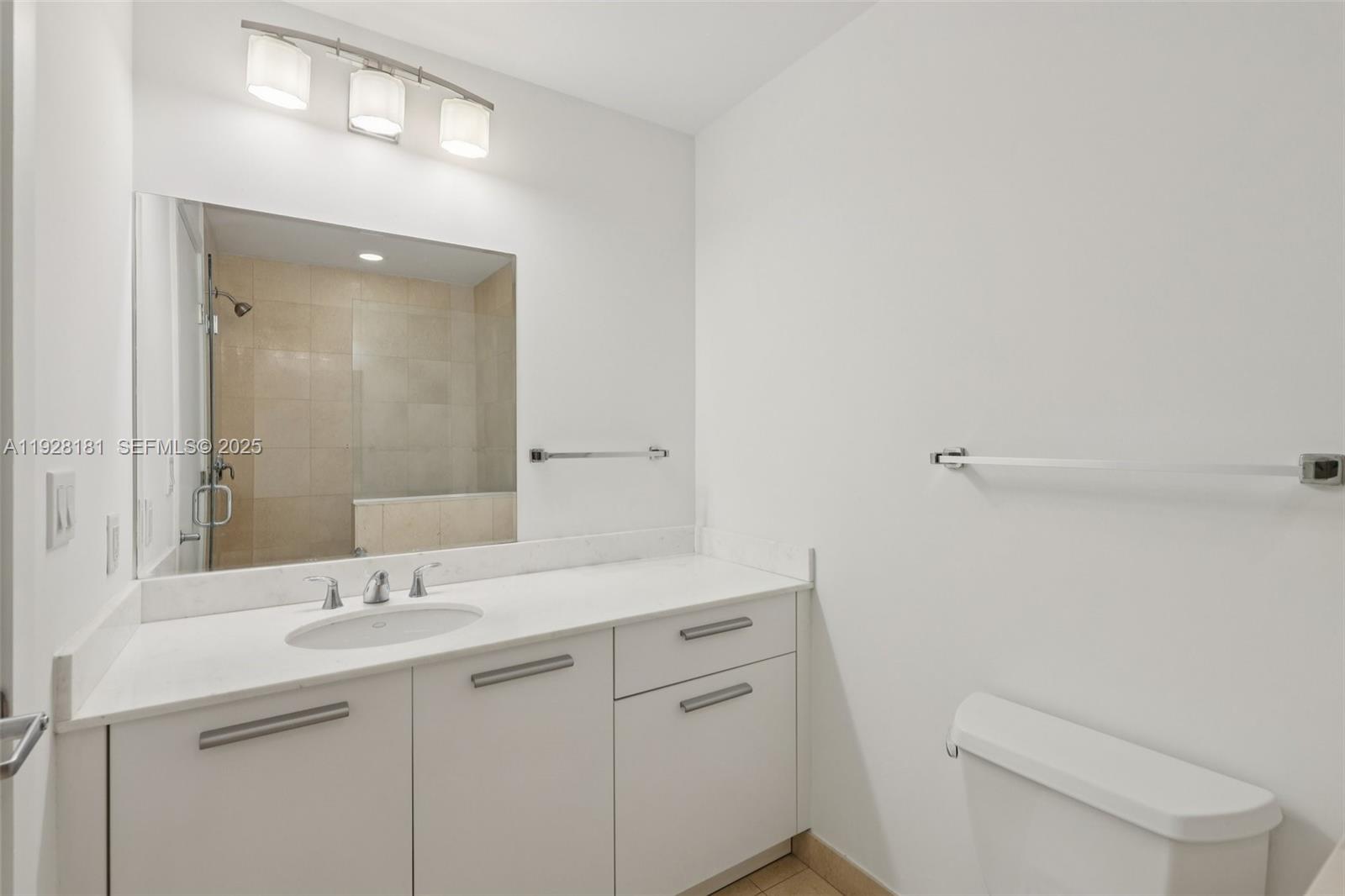 1060 Brickell Ave #2607, Miami FL 33131