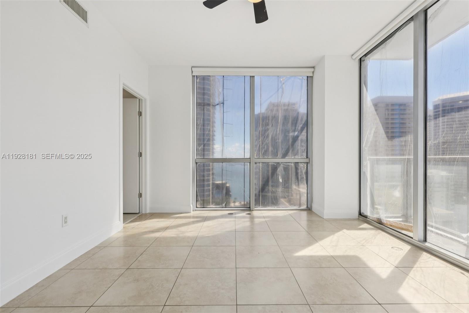 1060 Brickell Ave #2607, Miami FL 33131