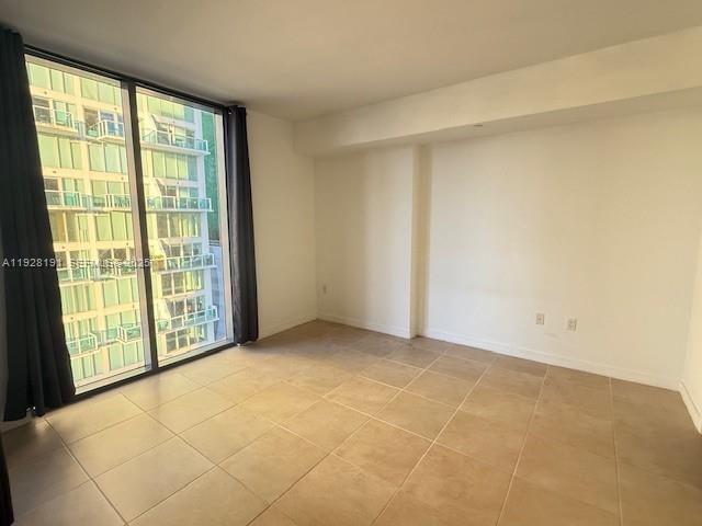 31 SE 6th St #1804, Miami FL 33131