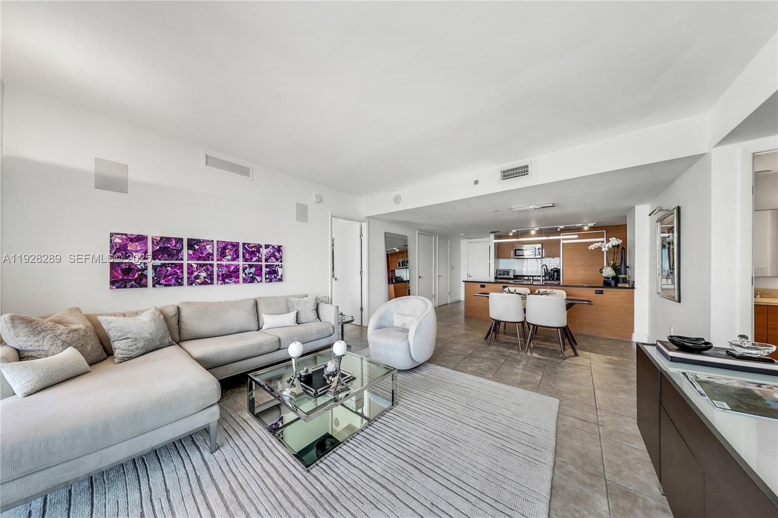 50 Biscayne Blvd #3311, Miami FL 33132